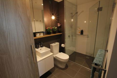 Carlson View Apartments - 315 LaTrobe St - Grafton Accommodation 6