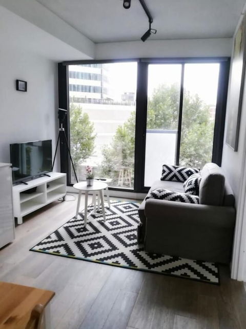 Carlson CBD Apartments - Grafton Accommodation 3