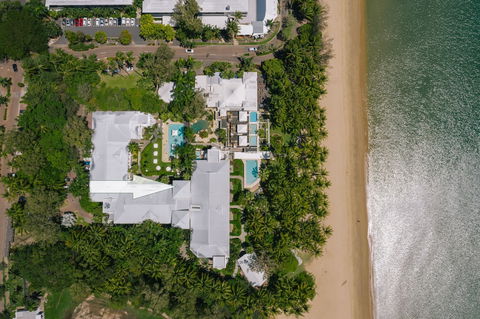 Poolside Apt In Alamanda Beachfront Resort 41 - Grafton Accommodation 0
