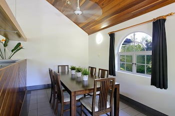 A PERFECT STAY - Clarkes Beach Villa - Grafton Accommodation 4