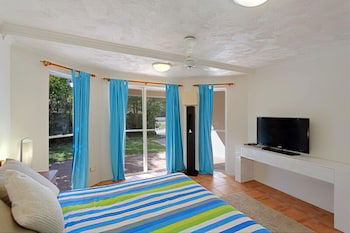 A PERFECT STAY - Clarkes Beach Villa - Grafton Accommodation 3