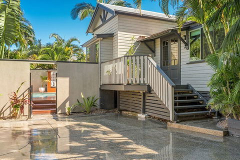 A PERFECT STAY - 3 Little Pigs - Grafton Accommodation 1