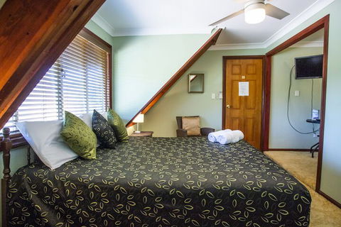 Ainslie Manor B&B - Grafton Accommodation 6