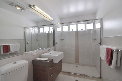 Bluedock Apartments - Grafton Accommodation 5