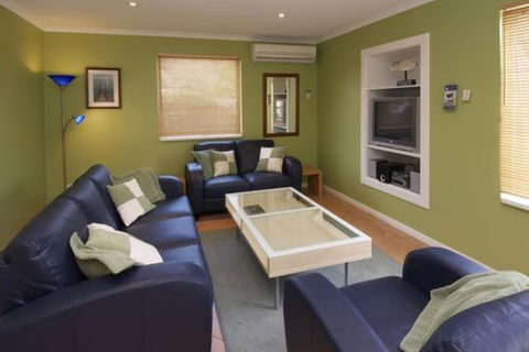 Albany Harbourside Apartments And Houses - Grafton Accommodation 4