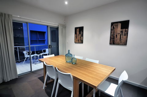 La Loft Apartments Unley - Grafton Accommodation 6