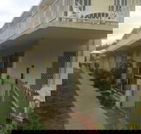 Bayshores Holiday Apartments - Grafton Accommodation