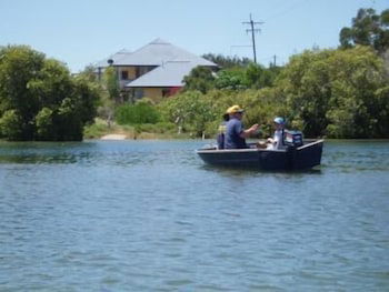 Hastings Cove Waterfront Holiday Apartments - Grafton Accommodation 6