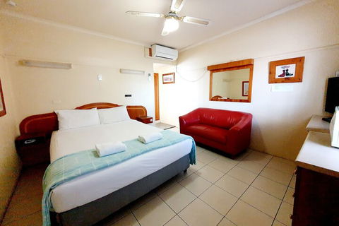 Ardeanal Motel West Wyalong - Grafton Accommodation 6