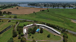 Jacaranda Motor Lodge