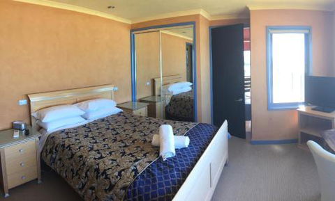 Port Fairy Getaway - Grafton Accommodation 5