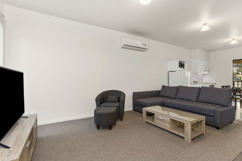A1 Motels Port Fairy Motel And Apartments - Grafton Accommodation 1