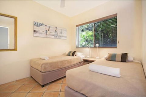 Costa Nova Holiday Apartments - Grafton Accommodation 4