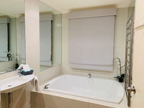The Bluff Resort Apartments - Grafton Accommodation 3