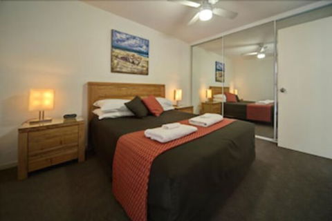 Albacore Apartments - Grafton Accommodation 6