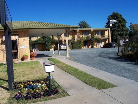 Deniliquin Motel - Grafton Accommodation 3