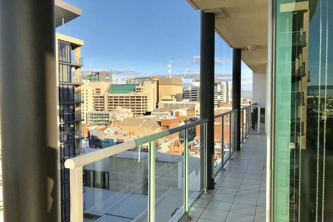Adelaide DressCircle Apartments North Terrace - Grafton Accommodation 2