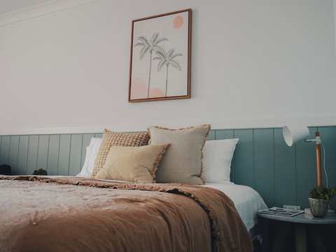 The Quarters Forresters Beach - Grafton Accommodation 4