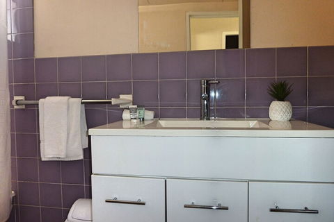 Jadran Motel & El Jays Holiday Lodge - Grafton Accommodation 4