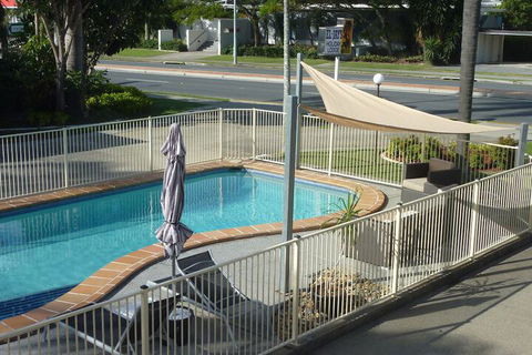Jadran Motel & El Jays Holiday Lodge - Grafton Accommodation 3