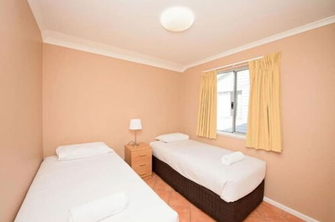 Discovery Parks â€“ Bunbury Village - Grafton Accommodation 5