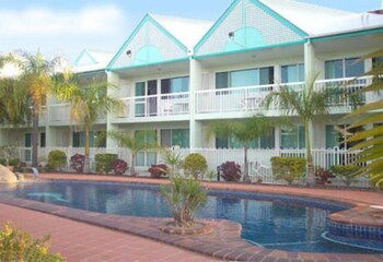 Reef Adventureland Motor Inn - Grafton Accommodation 3