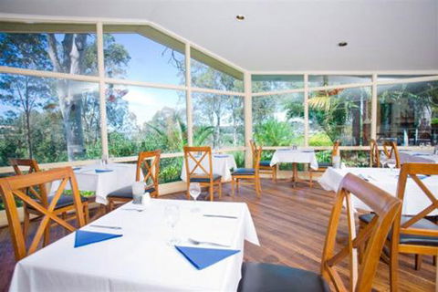 Bay Waters - Grafton Accommodation 3