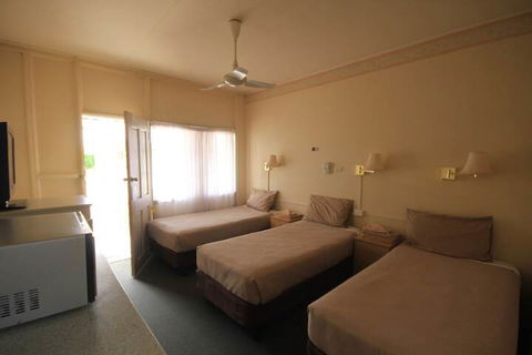 Aromet Motor Inn - Grafton Accommodation 7