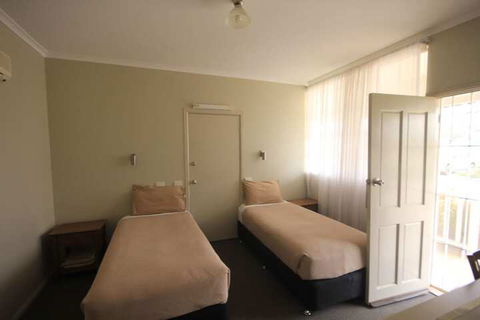 Aromet Motor Inn - Grafton Accommodation 6
