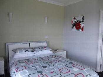 Swan Lake Guest House - Grafton Accommodation 5