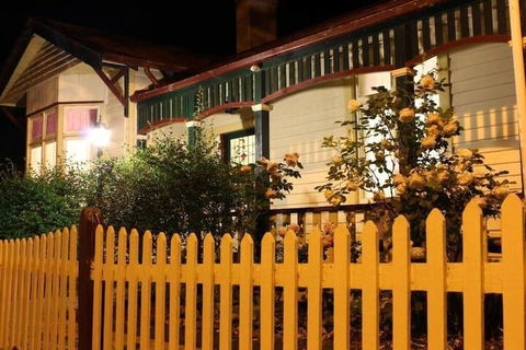 Ross B&B Accommodation - Grafton Accommodation 5