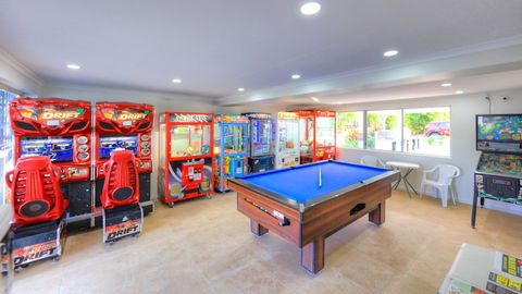 Alex Beach Cabins - Grafton Accommodation 3