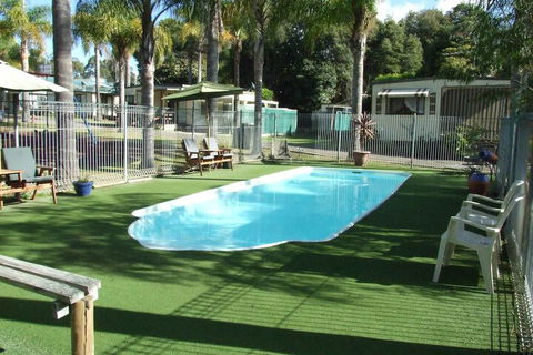 Shady Willows Holiday Park & YHA - Grafton Accommodation 2