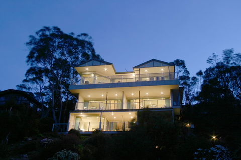 Arthurs Views - Grafton Accommodation 1