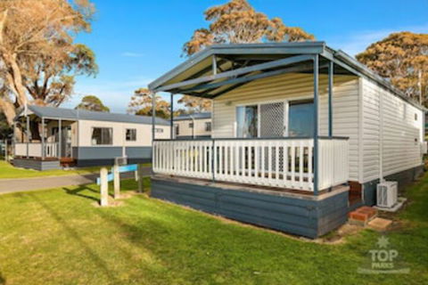 Cowes Caravan Park - Grafton Accommodation 0