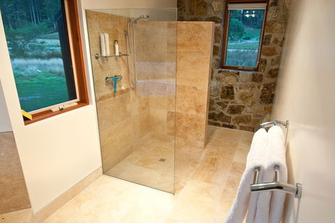 Adventure Bay Retreat - Grafton Accommodation 5