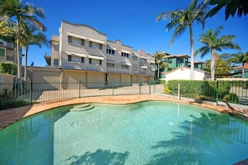Riverside - Grafton Accommodation 2