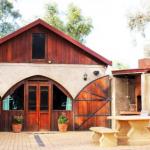 Outback Cellar & Country Cottage - Grafton Accommodation 0