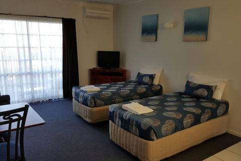 Shakespeare Motel - Grafton Accommodation 4