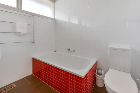 BOUTIQUE STAYS - Sandy Haven C - Grafton Accommodation 2