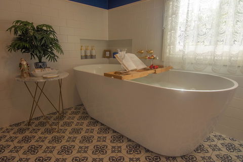 Heytesbury House - Grafton Accommodation 6