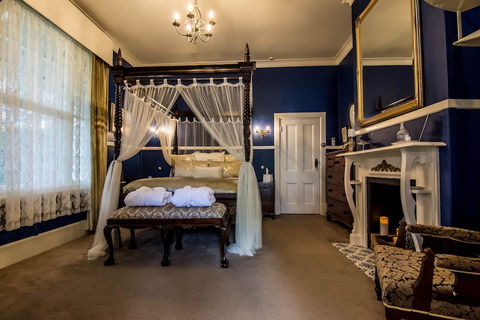 Heytesbury House - Grafton Accommodation 5