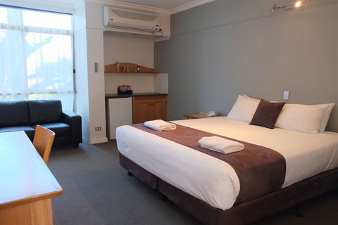 Berri Hotel - Grafton Accommodation 3