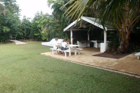 Absolute Backpackers Mission Beach - Grafton Accommodation 1