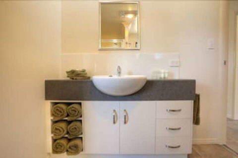 Killarney View Cabins & Caravan Park - Grafton Accommodation 7
