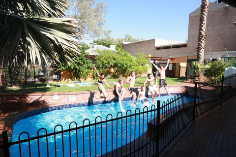 Alice Springs YHA - Hostel - Grafton Accommodation 3