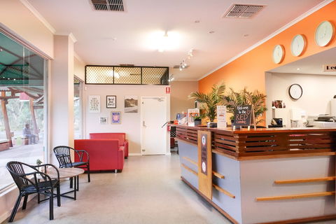 Alice Springs YHA - Hostel - Grafton Accommodation 4
