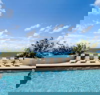 Clubb Coolum Beach Resort - Grafton Accommodation