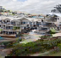 Endless Summer Resort - Grafton Accommodation