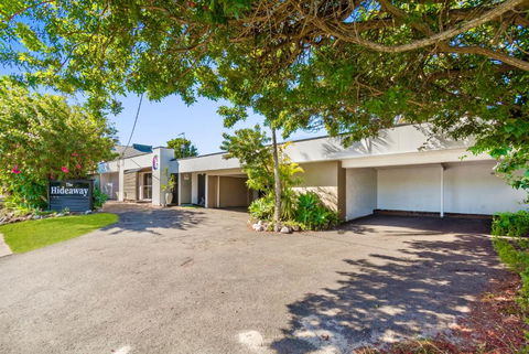 Hideaway Noosa Men Only Beach Resort - Grafton Accommodation 2